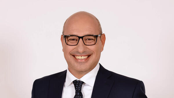 Hospodářské noviny: "Růst cen bytů příští rok zpomalí," padlo v diskuzi o nemovitostech